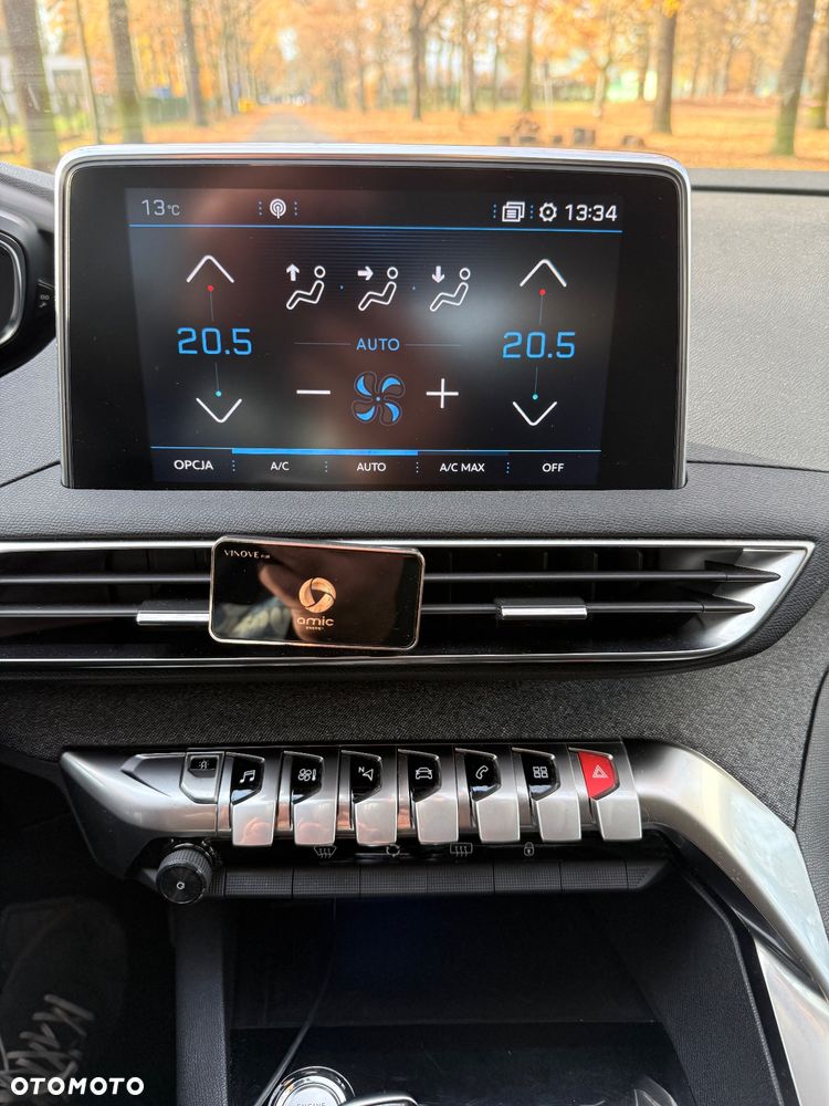 Peugeot 3008 1.5 BlueHDi Allure S&S EAT8 - 29