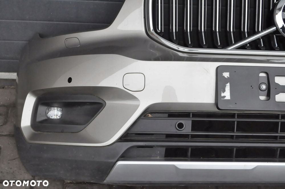 VOLVO XC40 ZDERZAK PRZÓD PRZEDNI KOMPLETNY W KOLORZE 727 - 4