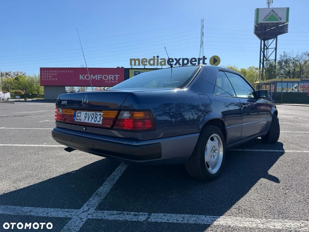 Mercedes-Benz W124 (1984-1993) - 7