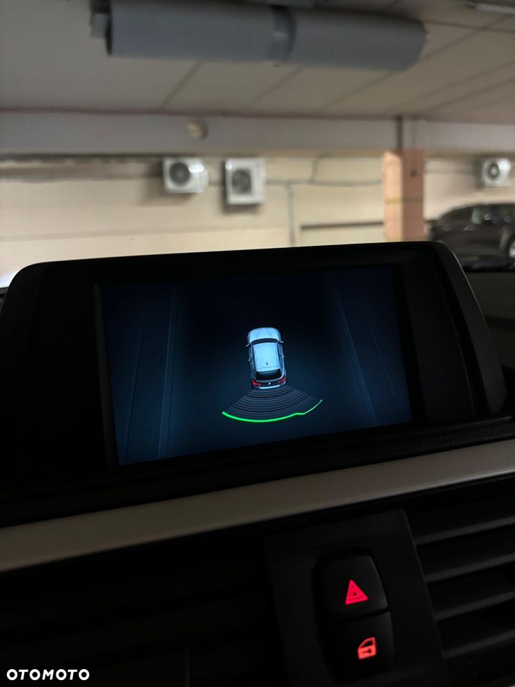 BMW Seria 1 118i Sport Line - 13