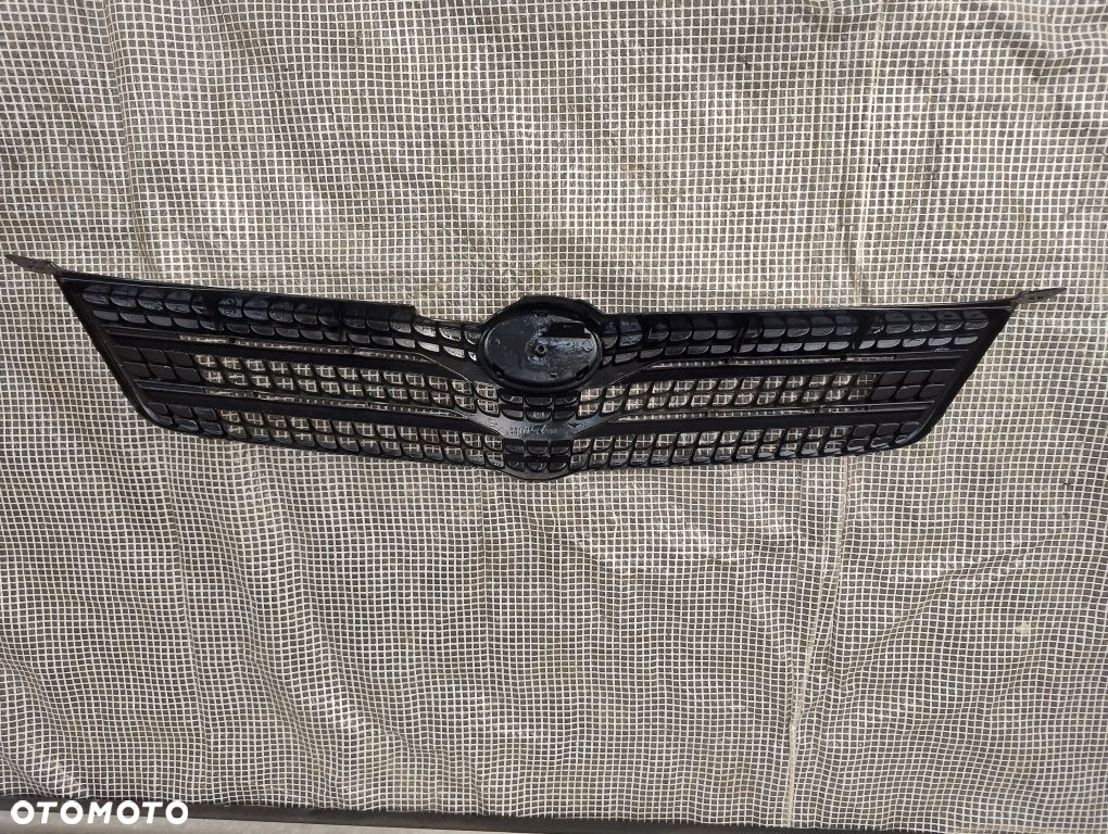 Toyota Corolla Verso 1 I e12  01-04 grill atrapa kratka przód gril - 8