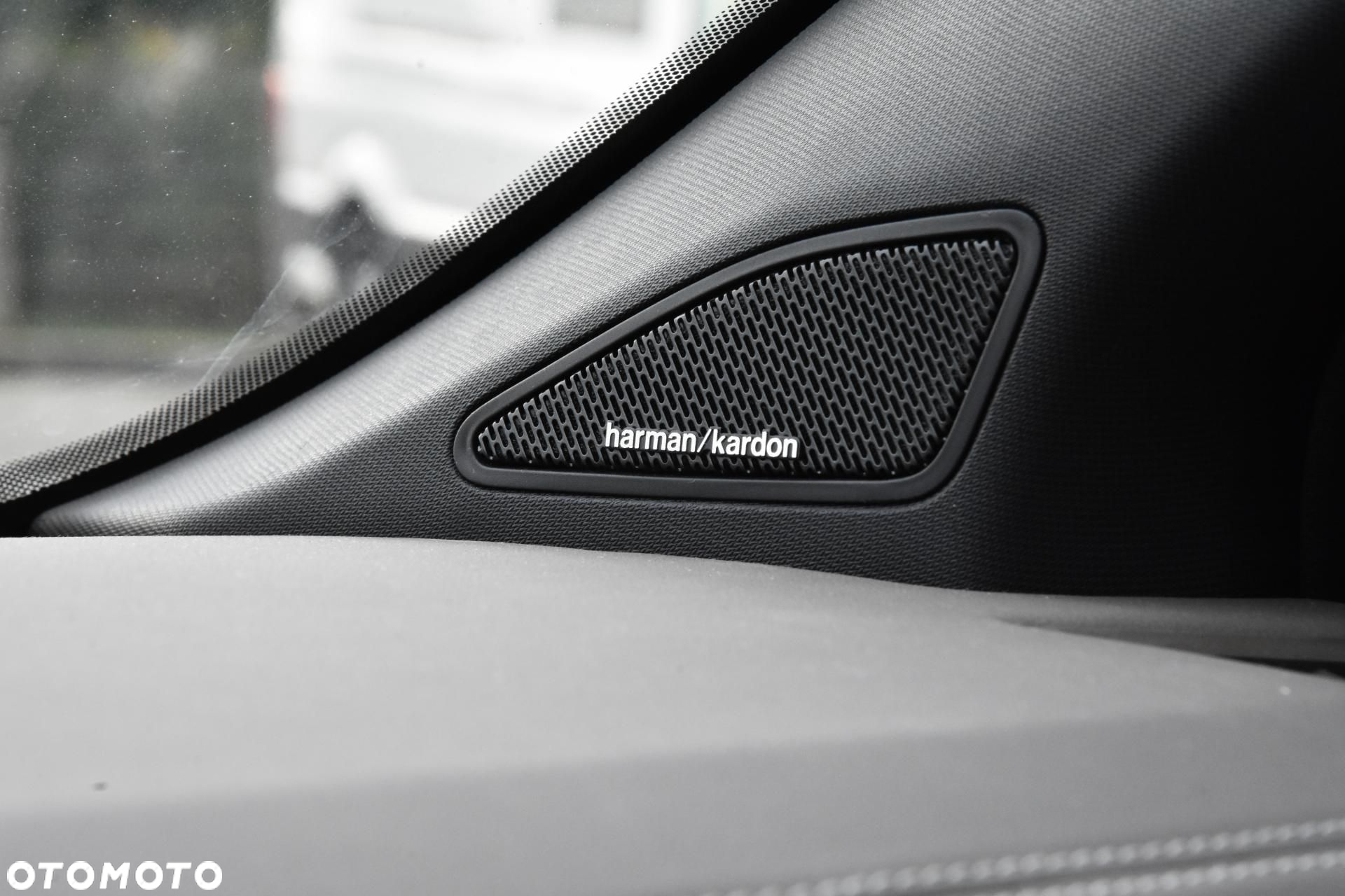 Volkswagen Amarok - 18