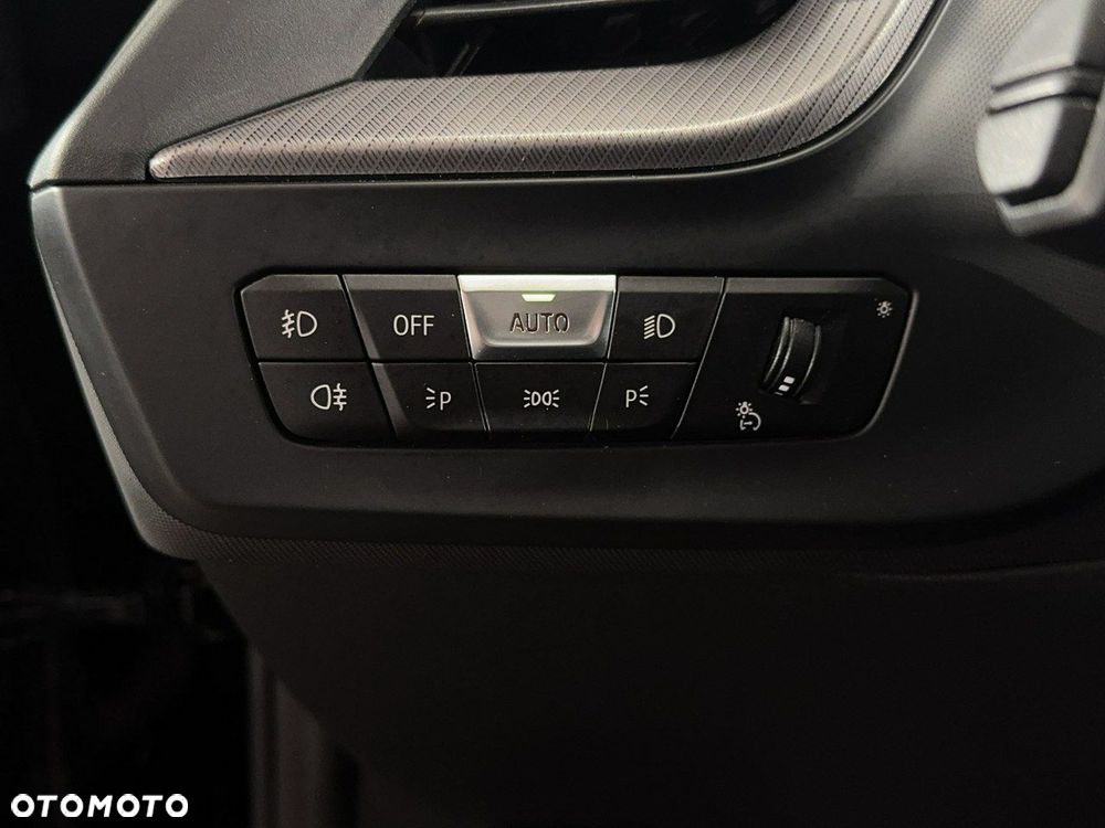 BMW Seria 2 - 33