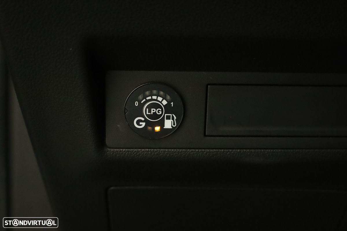 Renault Captur 1.0 TCe Techno Bi-Fuel - 21