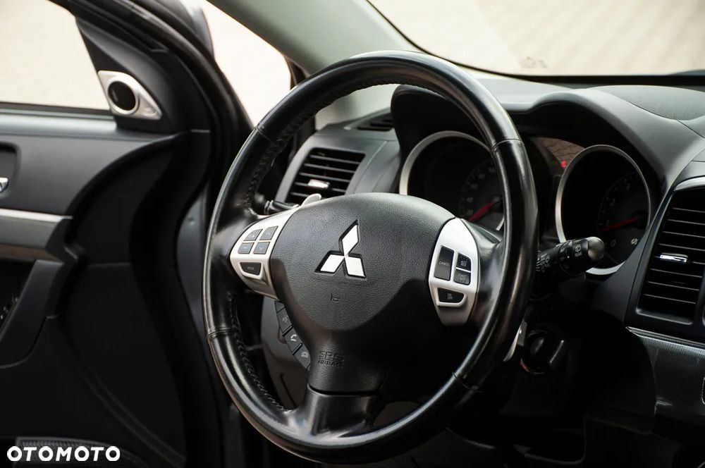 Mitsubishi Lancer 1.8 CVT Intense - 7