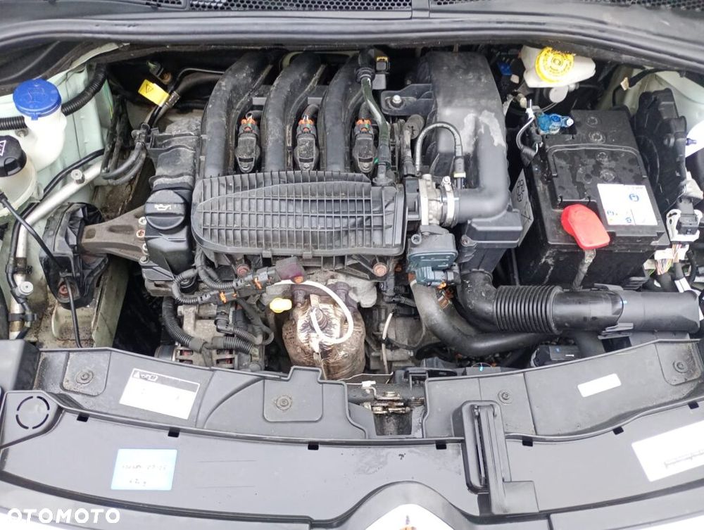 Citroën C3 Pure Tech 82 SHINE - 16