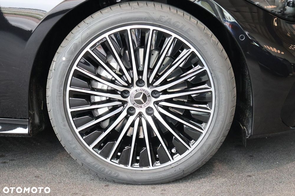Mercedes-Benz CLE - 22