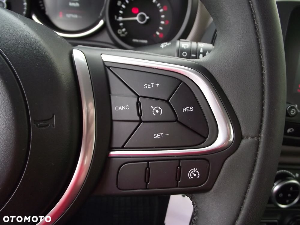 Fiat 500L 1.4 16V Lounge - 25