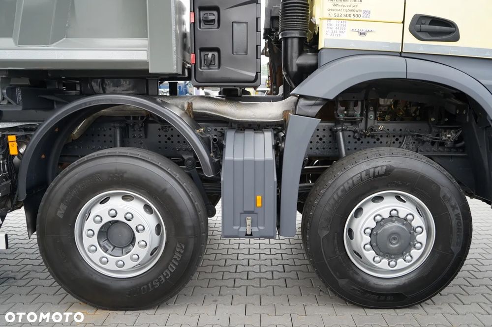 Mercedes-Benz AROCS 4148 / 8x6 / WYWROTKA DWUSTRONNA / HYDROBURTA / HYDROKLAPA / 2016 / SPROWADZONY - 23