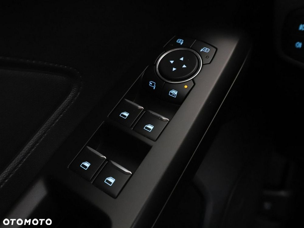 Ford Focus 2.0 EcoBlue Titanium - 35