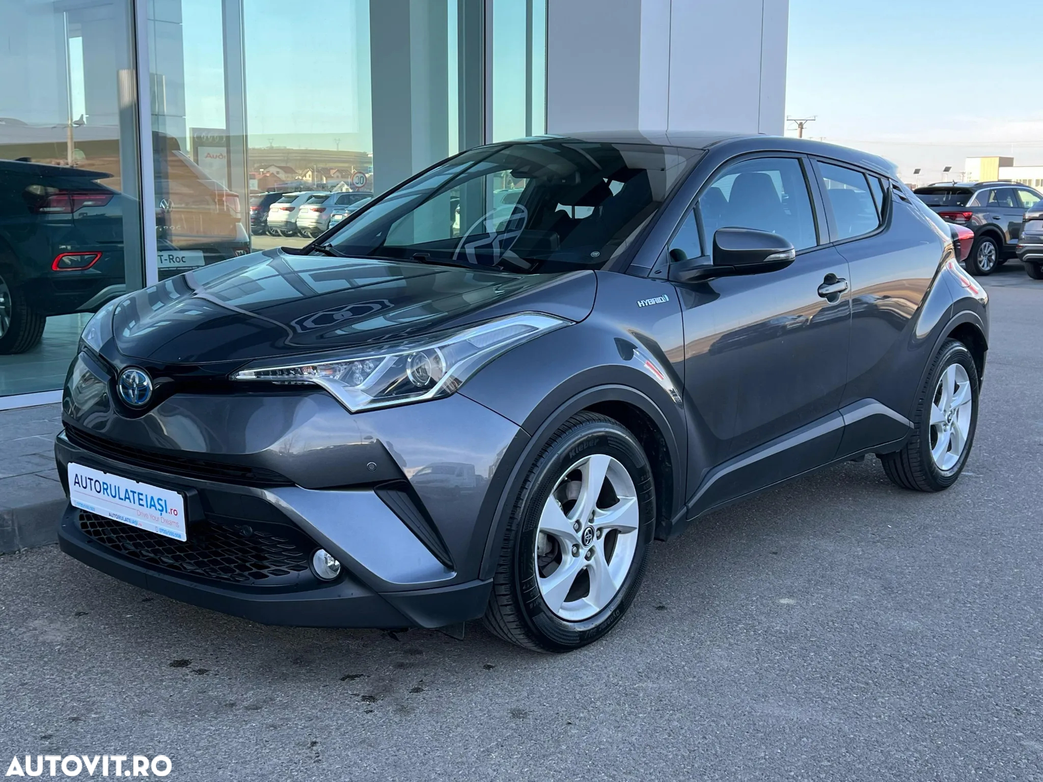 Toyota C-HR 1.8 HSD 122 CP 4x2 CVT Cult - 8