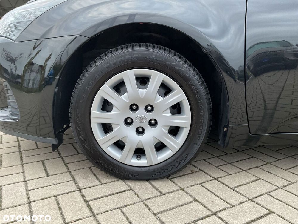 Toyota Avensis 1.6 Luna - 14