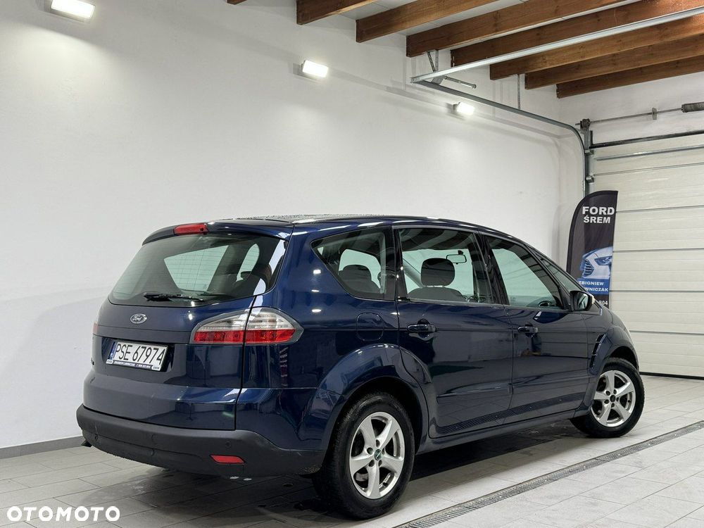 Ford S-Max - 9