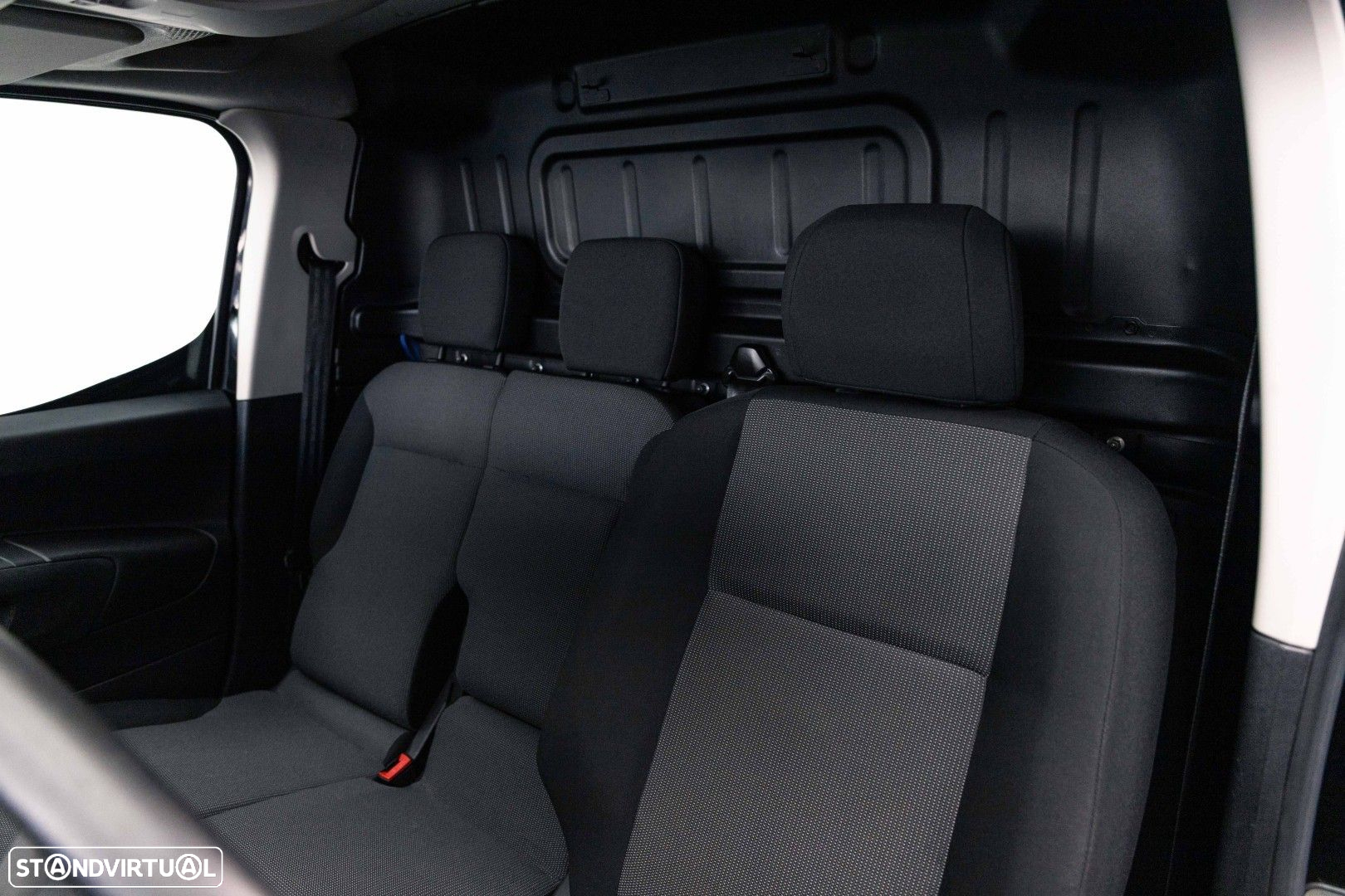 Opel Combo 1.5 CDTi L2H1 Essentia - 9