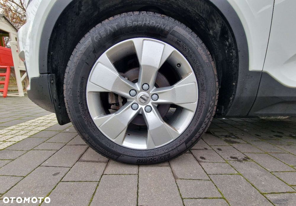 Volvo XC 40 T3 Momentum - 37