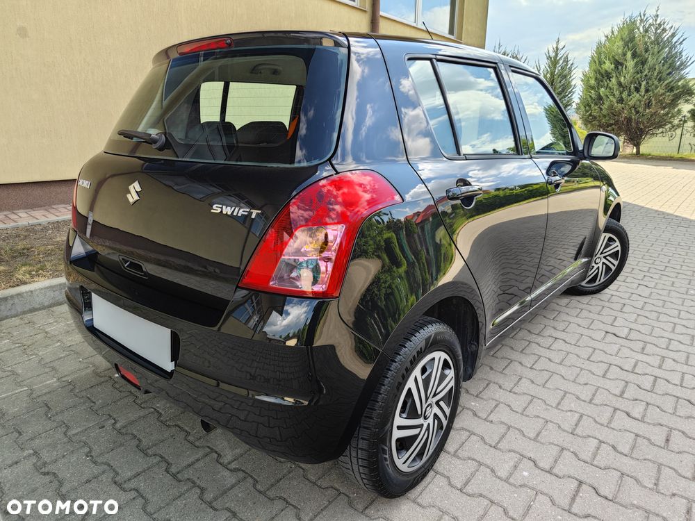 Suzuki Swift - 2