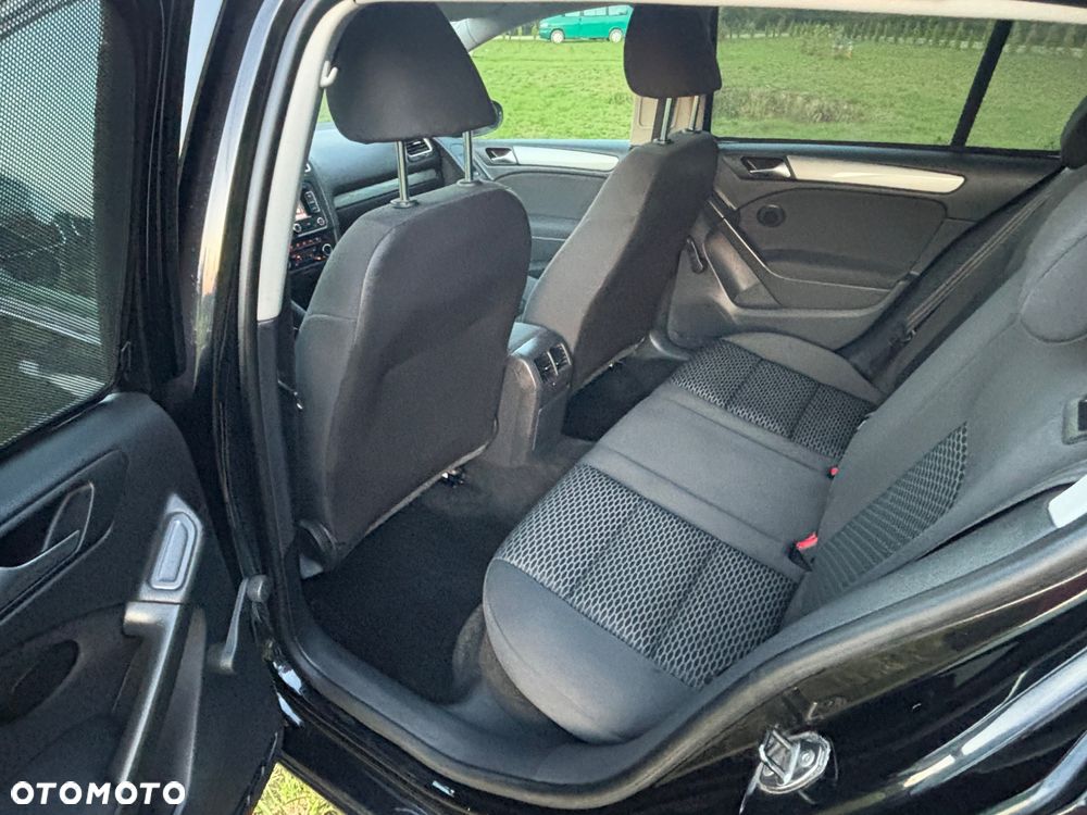 Volkswagen Golf 1.6 TDI DPF Comfortline - 10