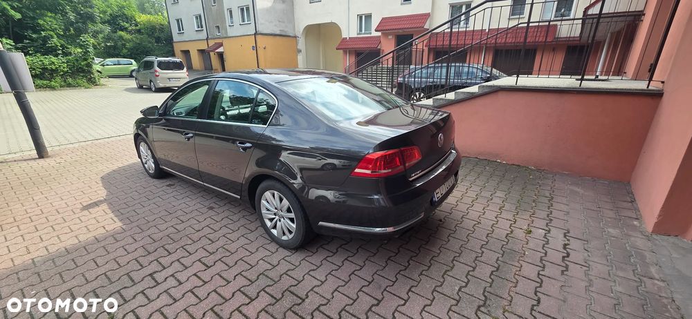 Volkswagen Passat 1.8 TSI Comfortline - 5