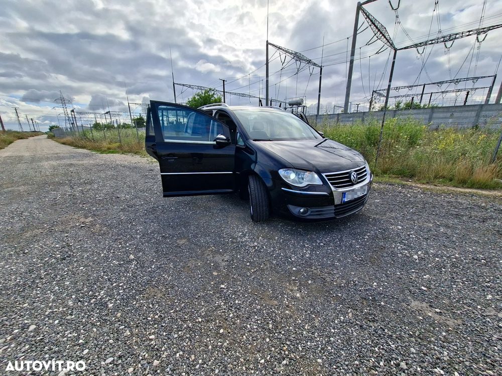 Volkswagen Touran 2.0 TDI DPF DSG Highline - 2
