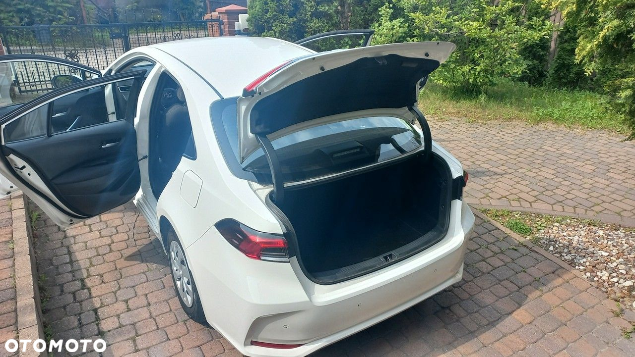 Toyota Corolla - 38