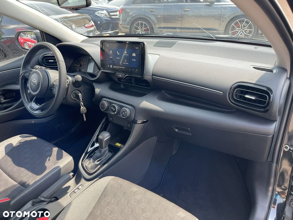 Toyota Yaris 1.5 Comfort CVT - 11