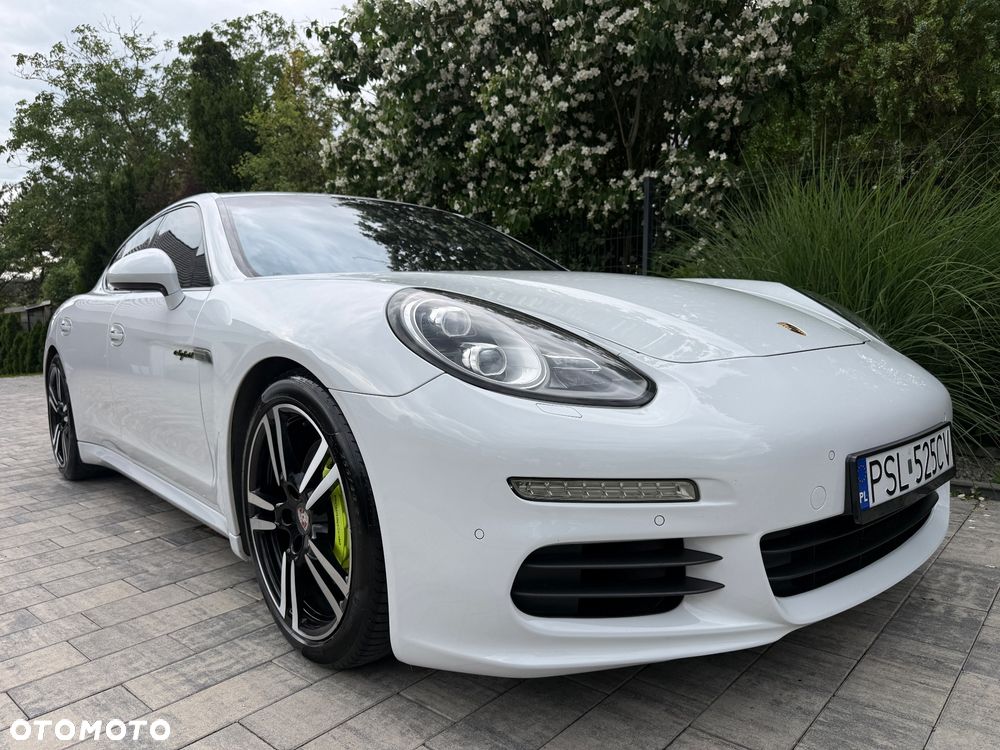 Porsche Panamera - 2