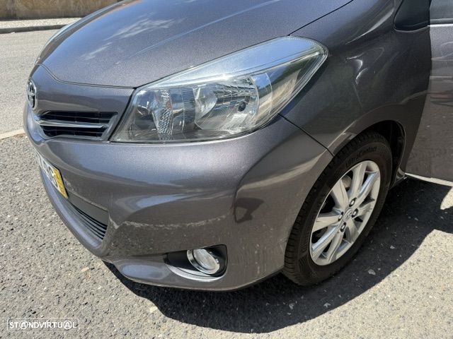 Toyota Yaris 1.4 D-4D Comfort+P.Style - 8