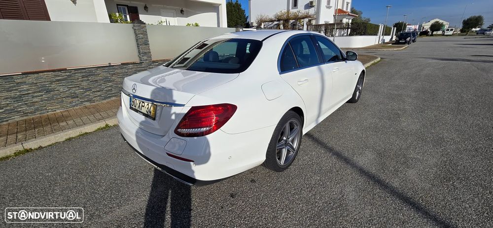 Mercedes-Benz E 300 de AMG Line - 5