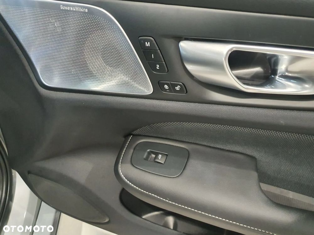 Volvo S60 B4 B Ultimate Dark - 16