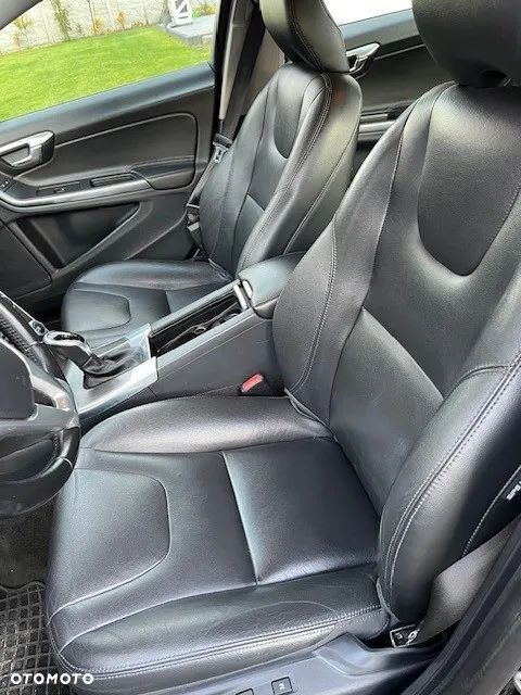 Volvo S60 - 16