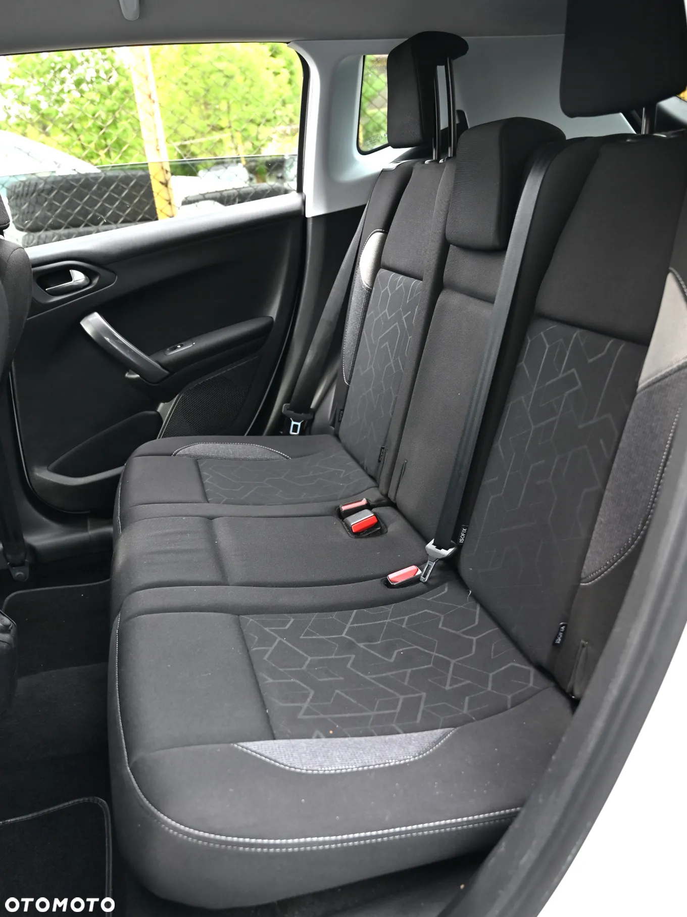 Peugeot 2008 1.6 BlueHDi Active - 36