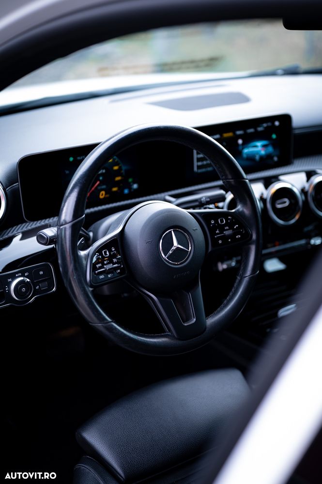 Mercedes-Benz A - 7