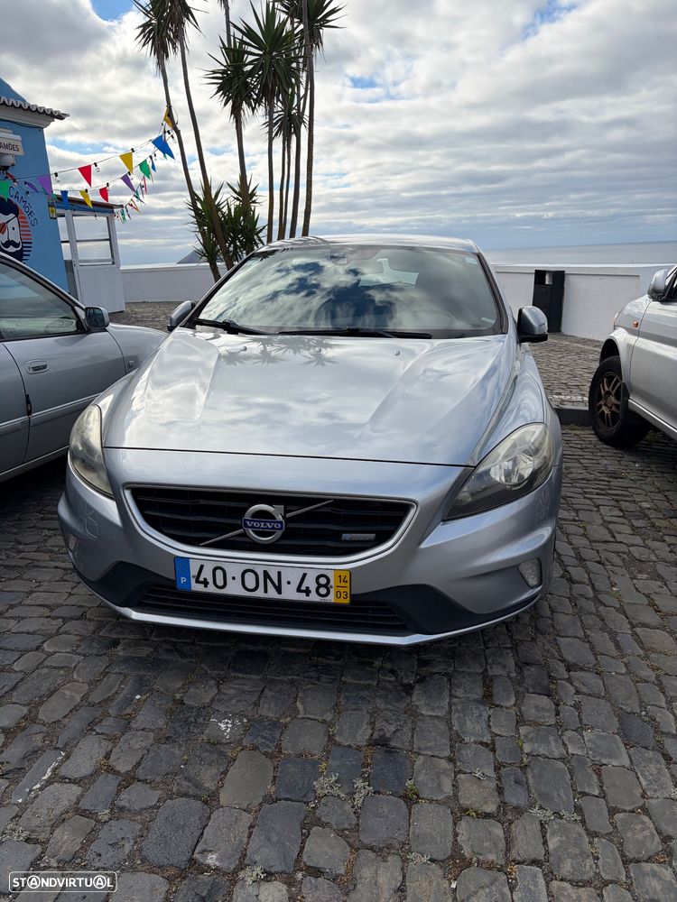 Volvo V40 1.6 D2 R-Design - 1