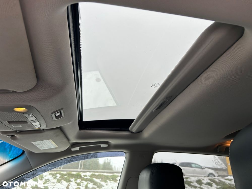 Nissan Pathfinder - 26