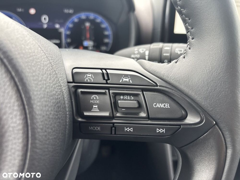 Toyota Yaris Cross - 18