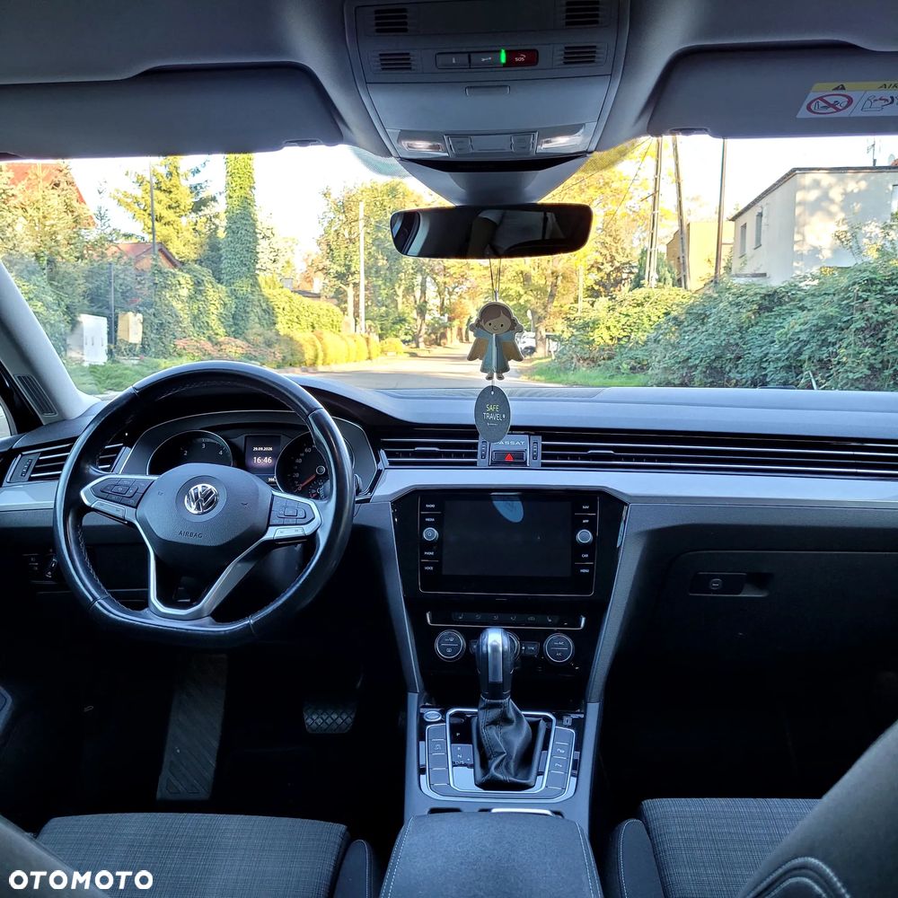 Volkswagen Passat 2.0 TDI Business DSG - 6