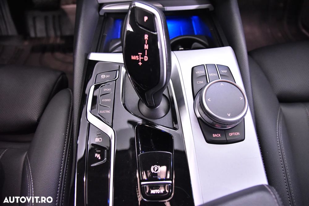 BMW Seria 5 - 17