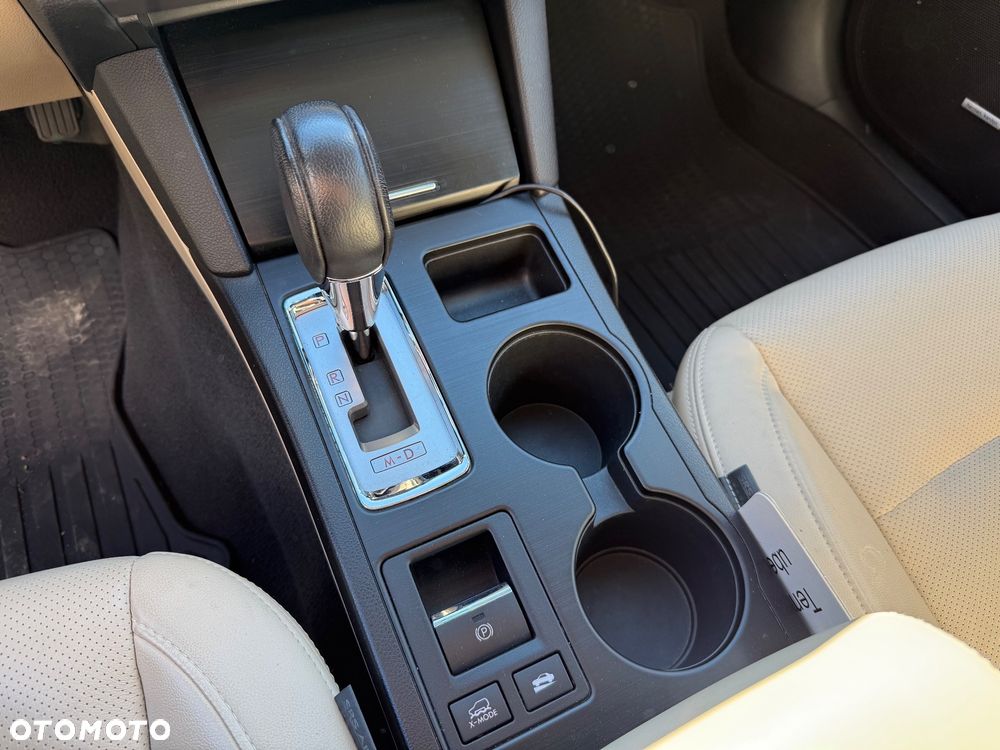 Subaru Outback 2.5i Exclusive - 23