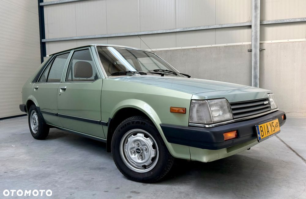 Mazda 323 - 2