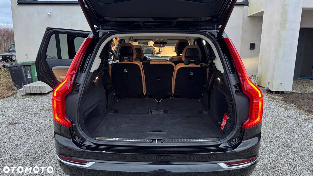 Volvo XC 90 D5 SCR AWD Inscription 7os - 25