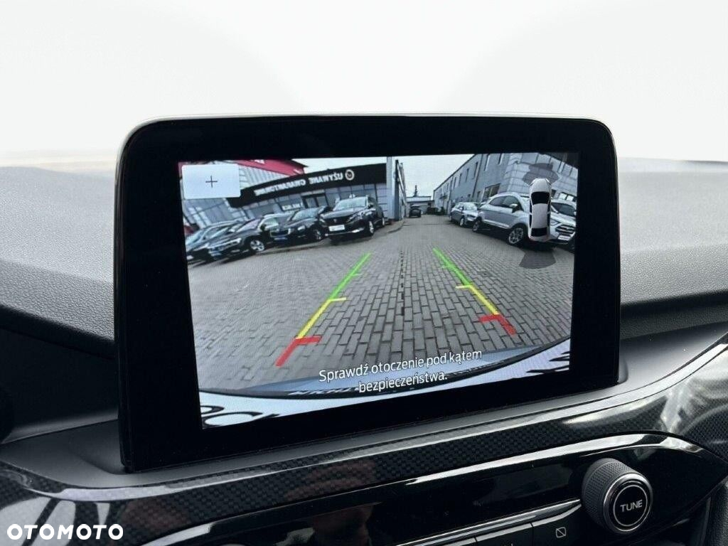 Ford Kuga - 23