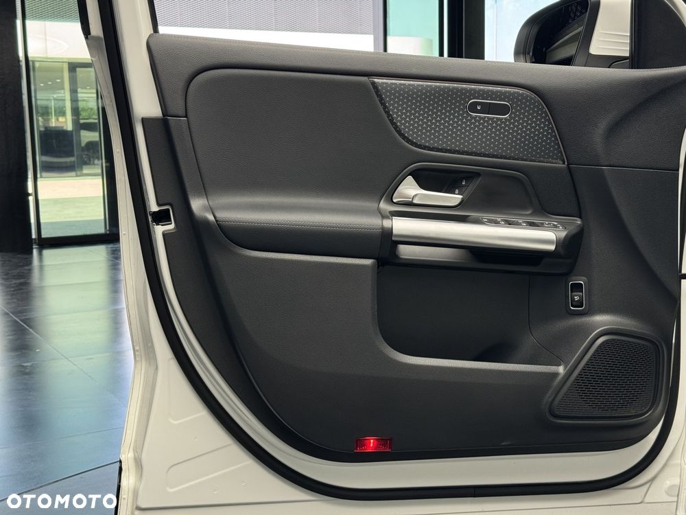 Mercedes-Benz EQA 250+ 70.5kWh Progressive - 14