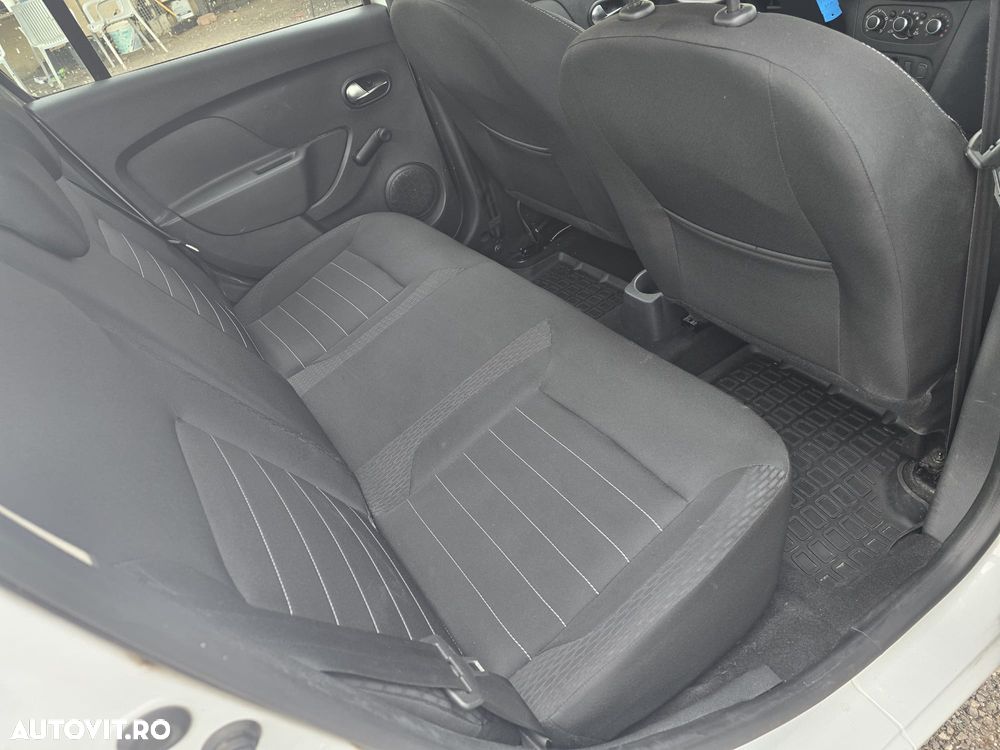 Dacia Logan 0.9 TCe Laureate - 8