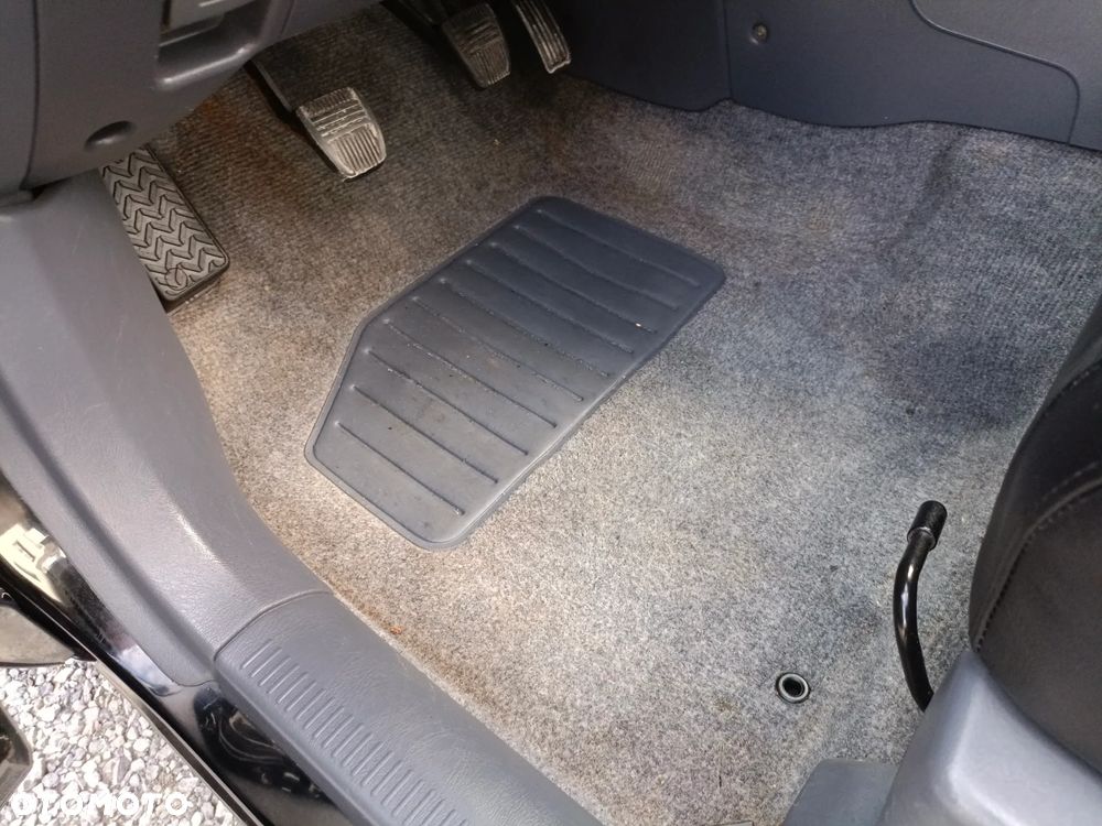 Toyota RAV4 2.0 Special - 19