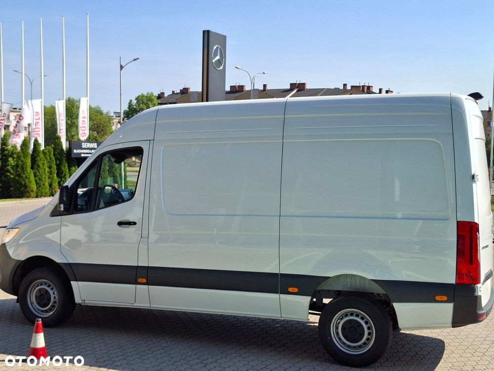 Mercedes-Benz Sprinter Sprinter - 4