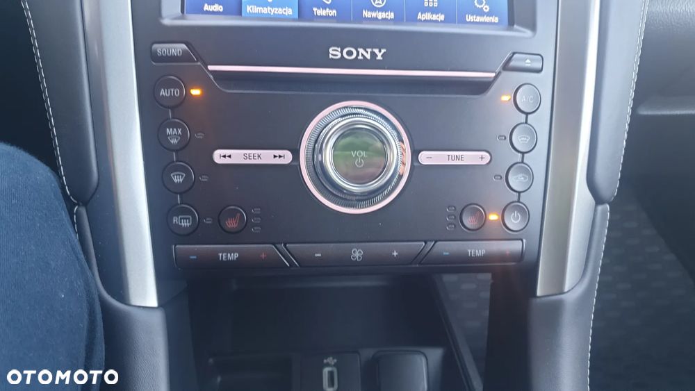 Ford Mondeo 2.0 EcoBlue Vignale - 29