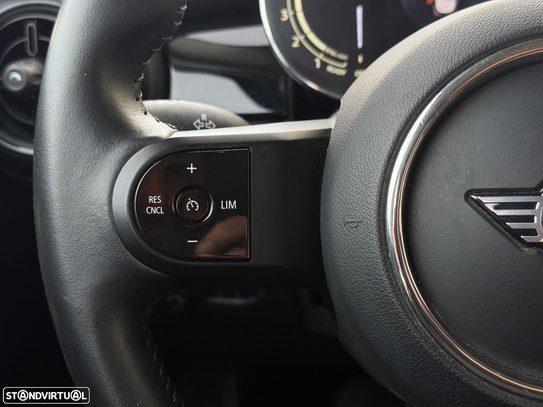 MINI 5 Portas Cooper Resolute Edition Auto - 10