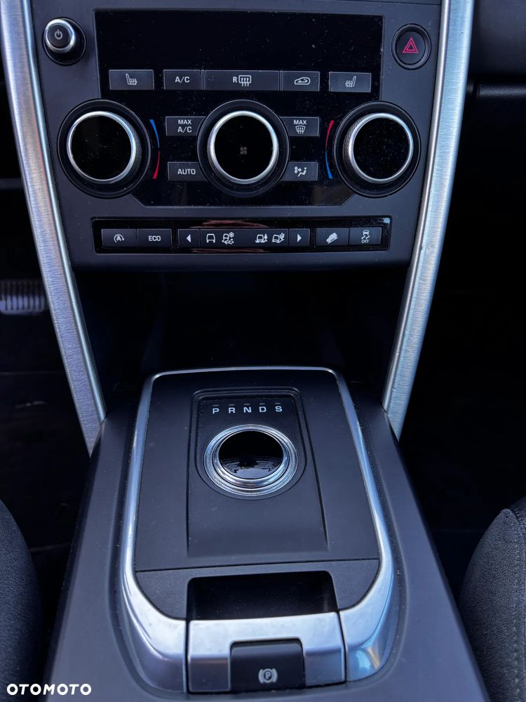 Land Rover Discovery Sport 2.0 TD4 HSE - 24