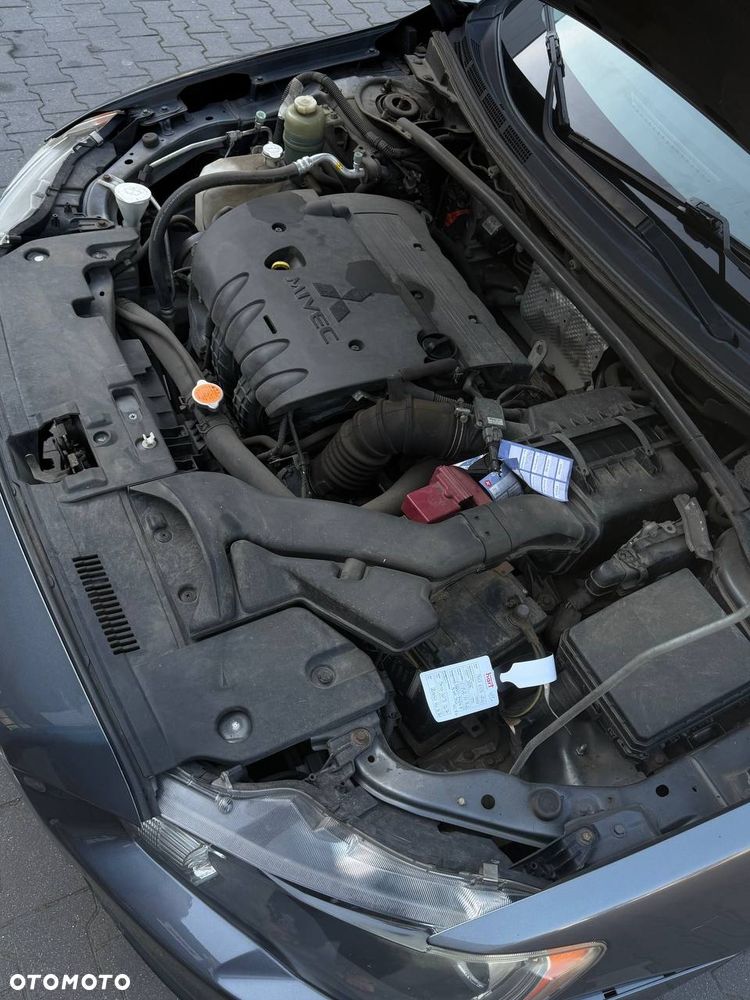 Mitsubishi Lancer 1.8 Intense - 29