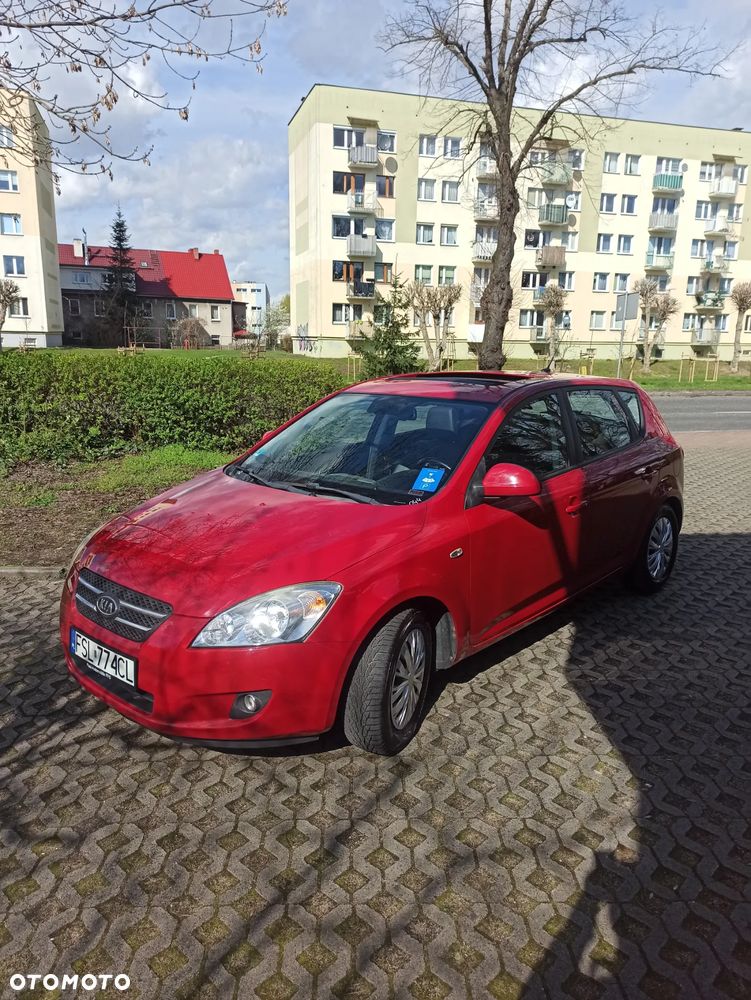 Kia Ceed - 3